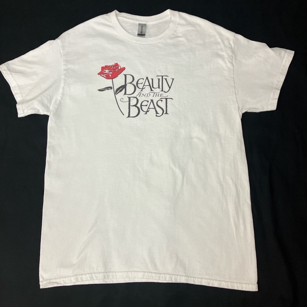Gildan white short sleeve Beauty and the Beast T-Shirt woman’s size medium